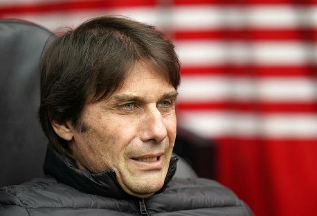 HLV Conte bất ngờ muốn tái hợp cùng Chelsea